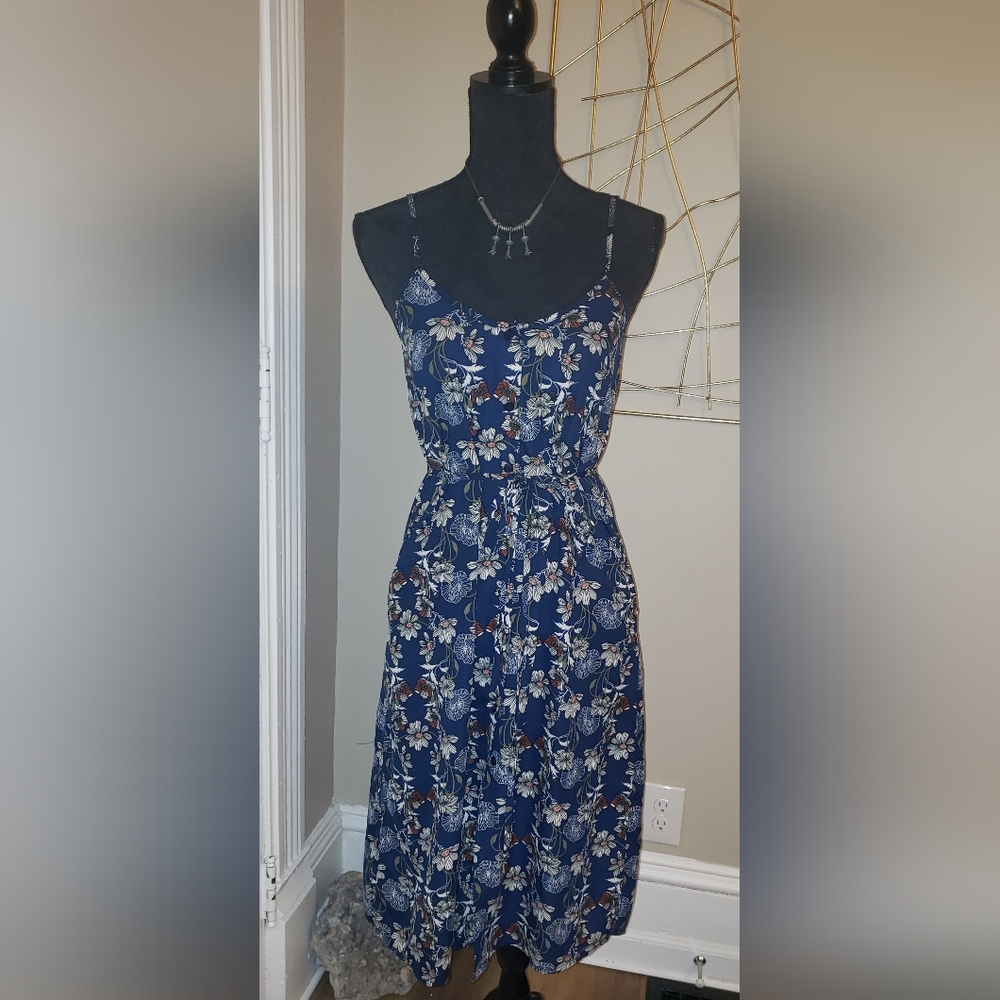 Lulu's Blue Floral, Buttton Up Front W/ Tie Waist Spaghetti Strapped Dress